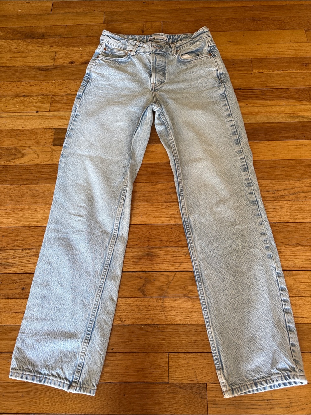 Zara Straight Jeans in Light Denim Blue